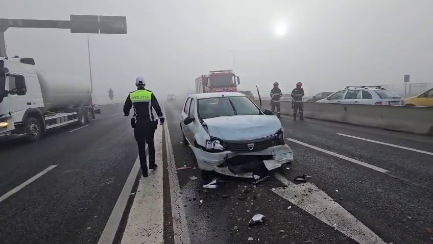 Carambol la ieșire din Constanța cu 9 mașini. Două persoane au fost transportate la spital. FOTO&VIDEO