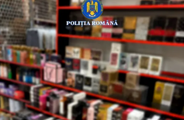 Parfumuri contrafăcute de peste 400.000 de euro au fost vândute online de mai multe persoane din București