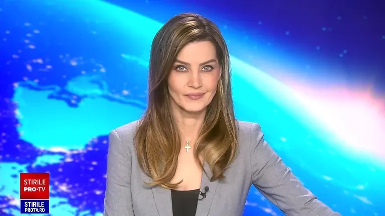 15 bărbați au sfidat frigul și au schiat la bustul gol pe pârtia Rarău. Afară era doar un grad Celsius