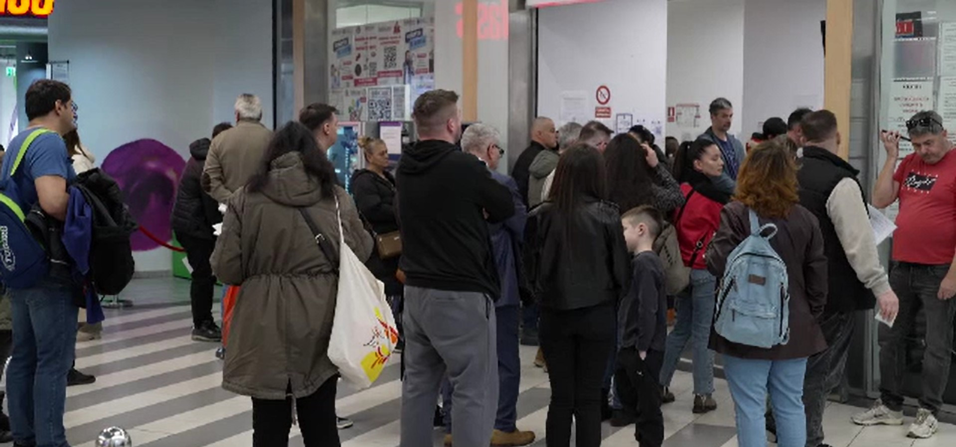 Problemele &icirc;nt&acirc;mpinate cel mai des de rom&acirc;ni la instituțiile publice. Val de reclamații pe noua platformă lansată de Guvern