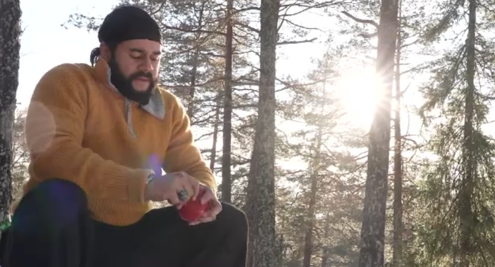 Soluția neobișnuită a unui pompier ca să-și plătească rata la casă în doar doi ani. S-a ales și cu o stare bună de spirit