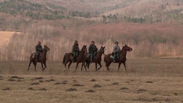 Desfășurare de forțe &icirc;n Covasna, după apariția unui necunoscut &icirc;ntr-o pădure. Localnicii cred că ar putea fi Emil G&acirc;nj