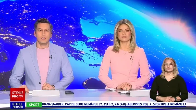 Misiune grea pentru pompierii din Iași. Au mers pe jos doi kilometri pentru a stinge un incendiu care a izbucnit la o stână