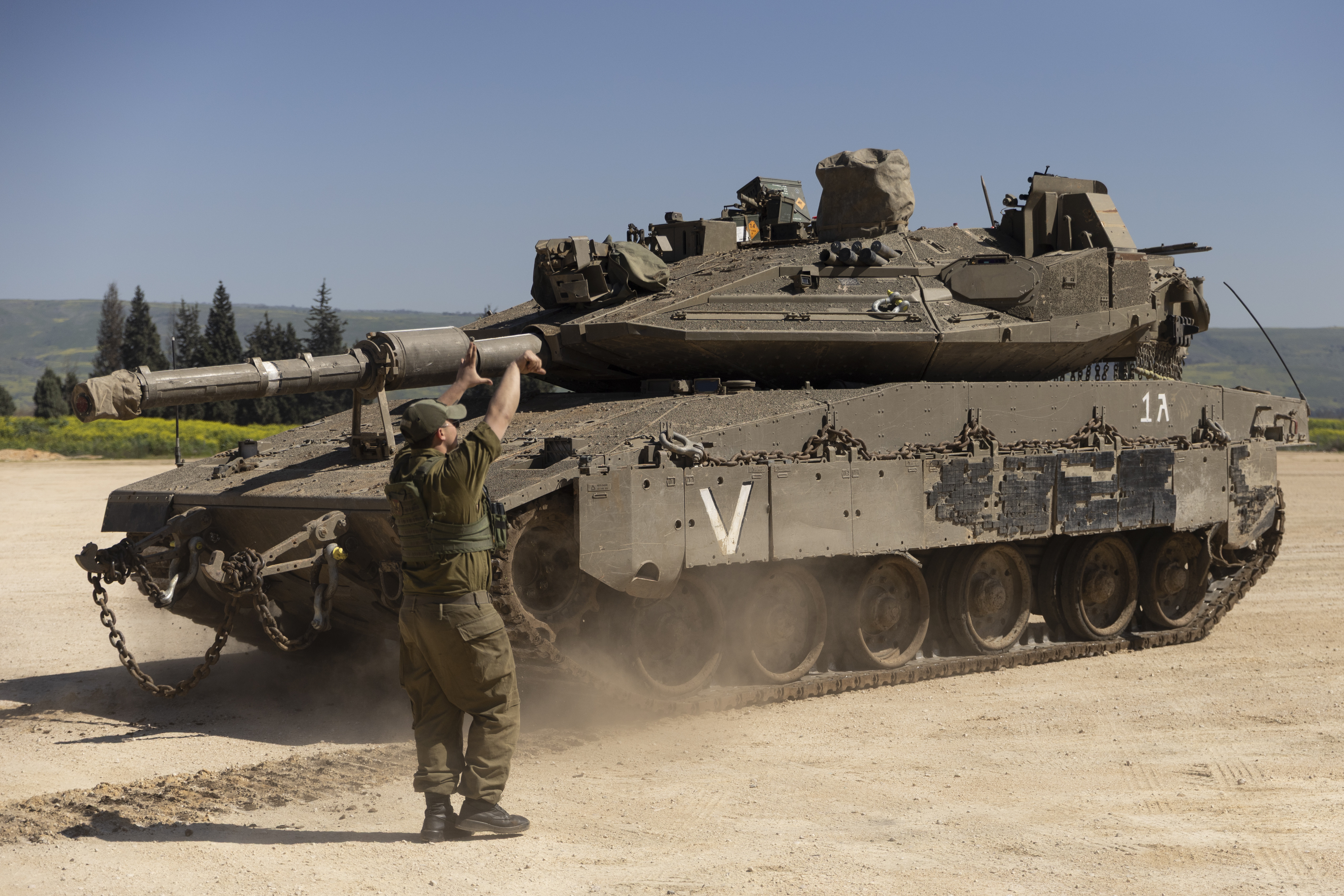 Armata israeliană avertizează că &icirc;l va viza pe succesorul lui Khamenei și &bdquo;pe oricine &icirc;ncearcă să-l numească&rdquo;