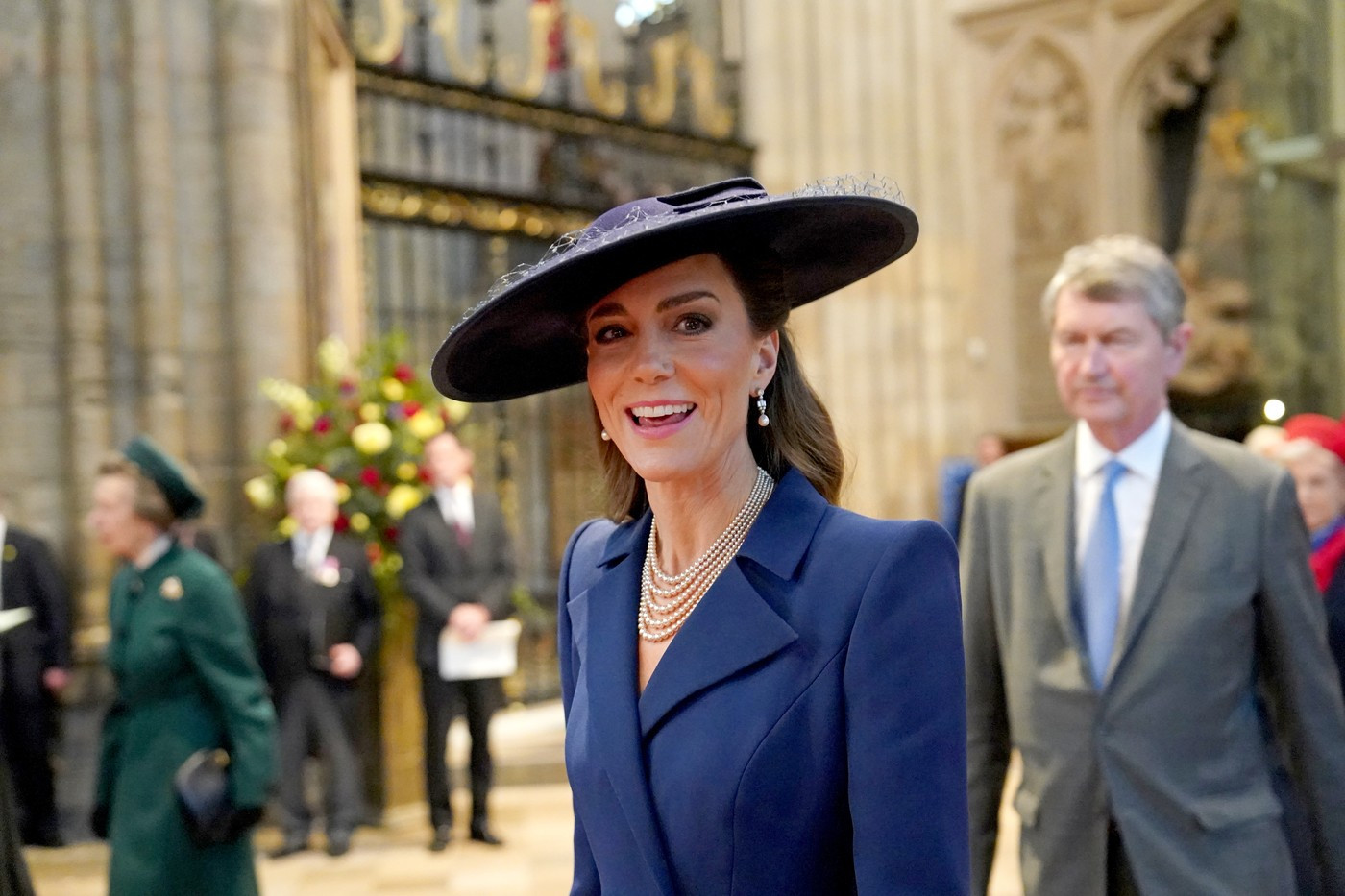 Kate, Prințesa de Wales, apariție elegantă la Westminster Abbey, alături de Prințul William. FOTO