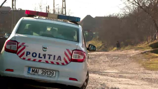 Un adolescent suspectat de furt a fost răpit și bătut de doi bărbați din Alba. &bdquo;Oamenii și-au făcut dreptate&rdquo;