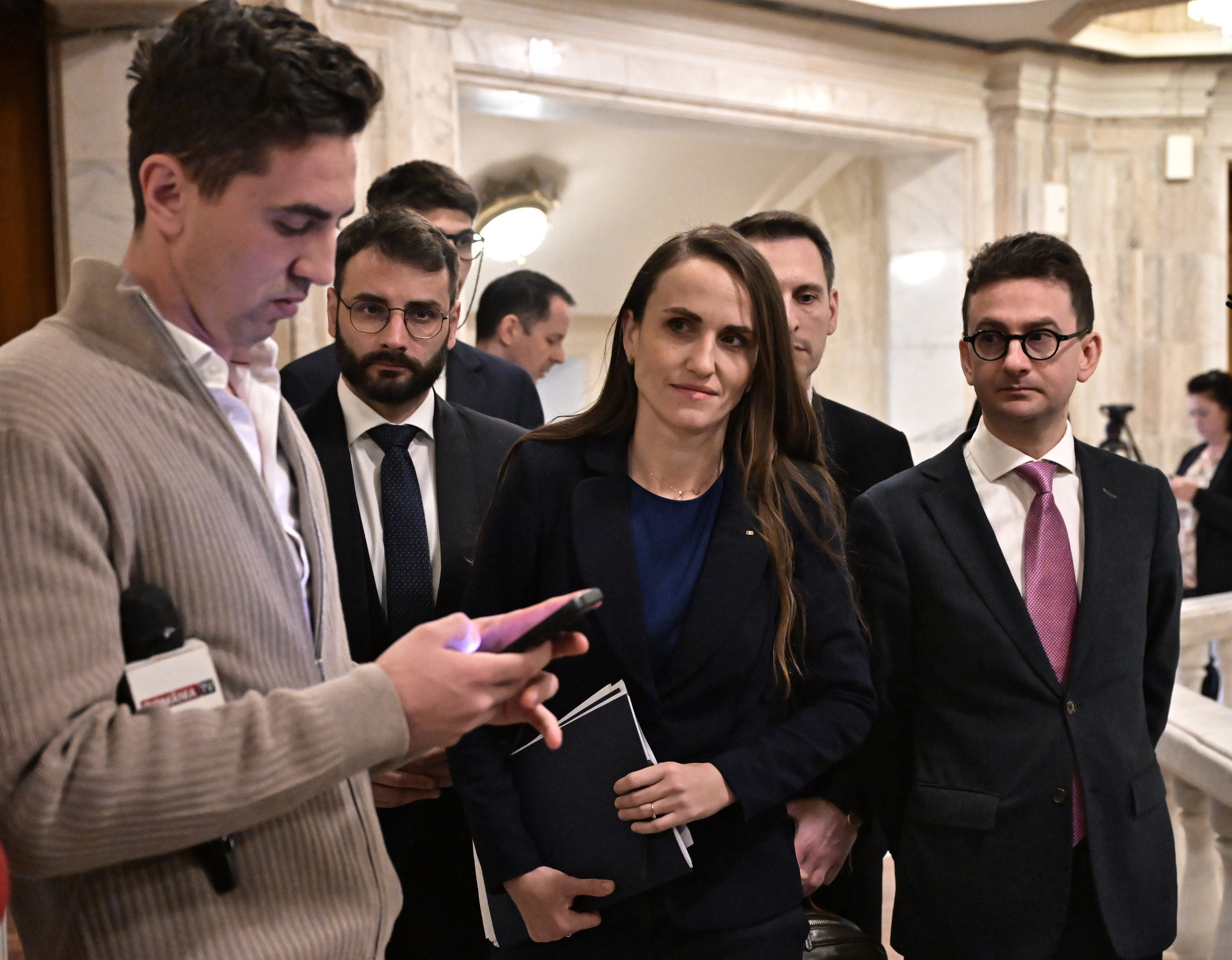 Motivul pentru care sunt locuri goale în zborurile de repatriere din Orientul Mijlociu. Explicațiile Oanei Țoiu