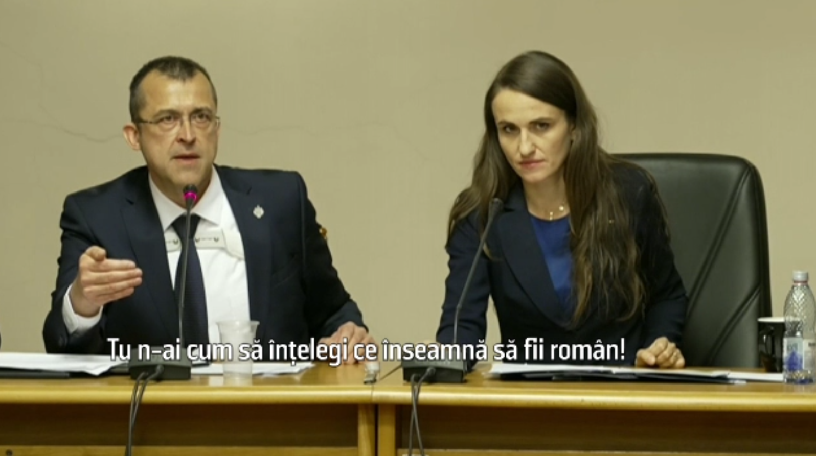 Scandal și țipete în Parlament, la audierea ministrului Oana Țoiu: ”Tu n-ai cum să înţelegi ce înseamnă să fii român”