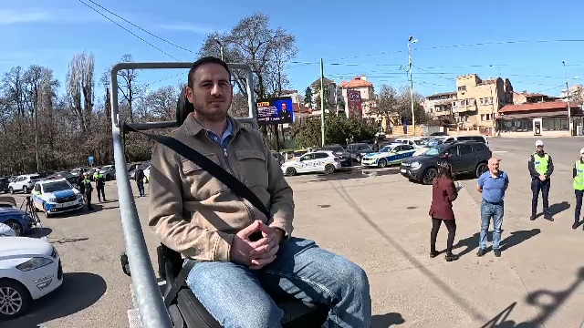 Șoferii prinși fără centura de siguranță au fost invitați &icirc;ntr-un simulator să simtă efectele unui impact frontal