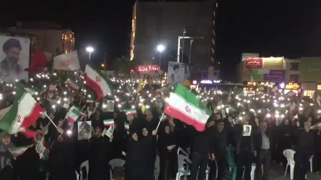 Iranienii &icirc;și arată &icirc;n stradă sprijinul pentru tiranie. Trump cere ajutorul militar al Chinei. &rdquo;Intrăm &icirc;n faza decisivă&rdquo;