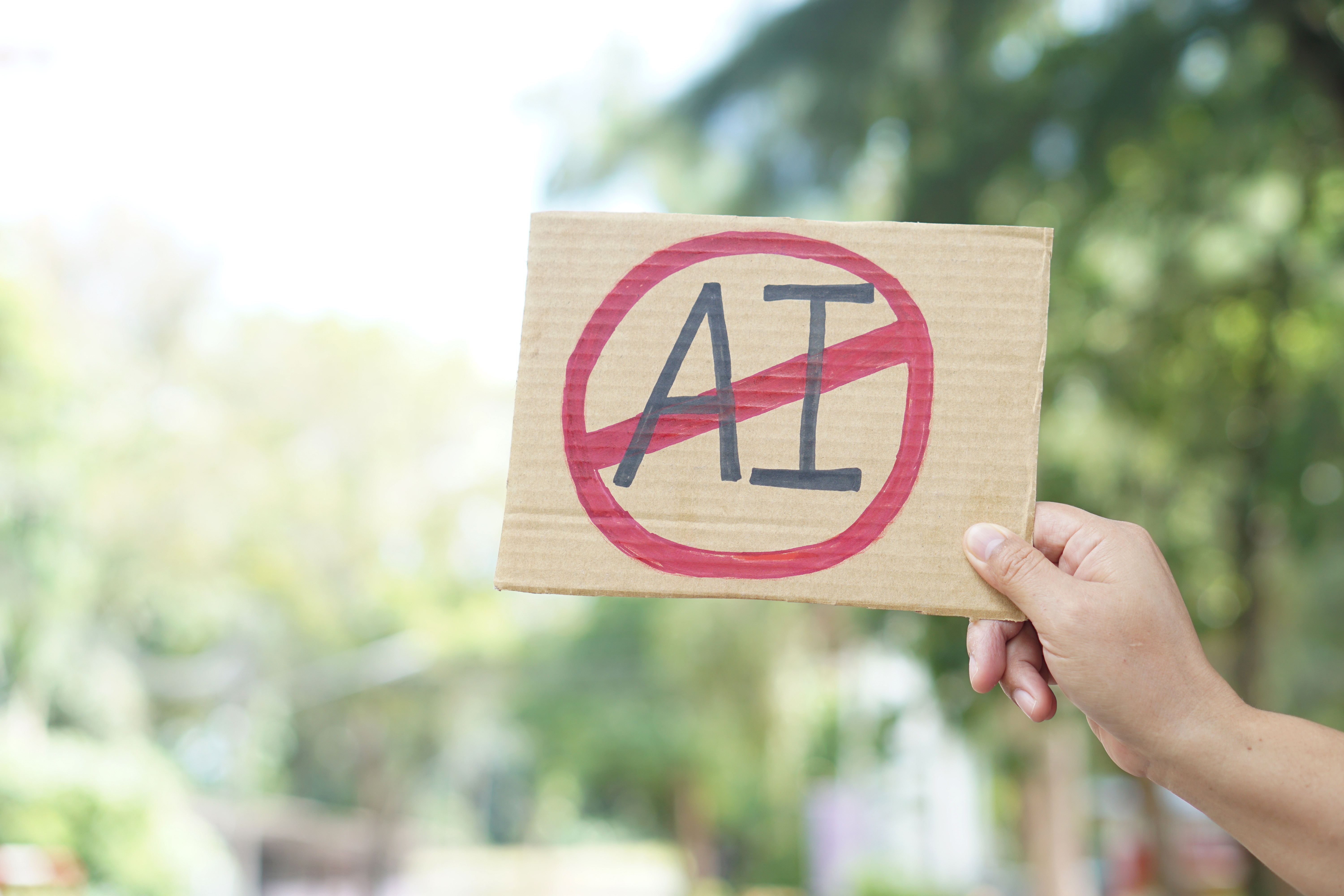 &bdquo;Acest produs este fabricat de oameni&rdquo;. Goana globală pentru etichetarea etică a influenței IA