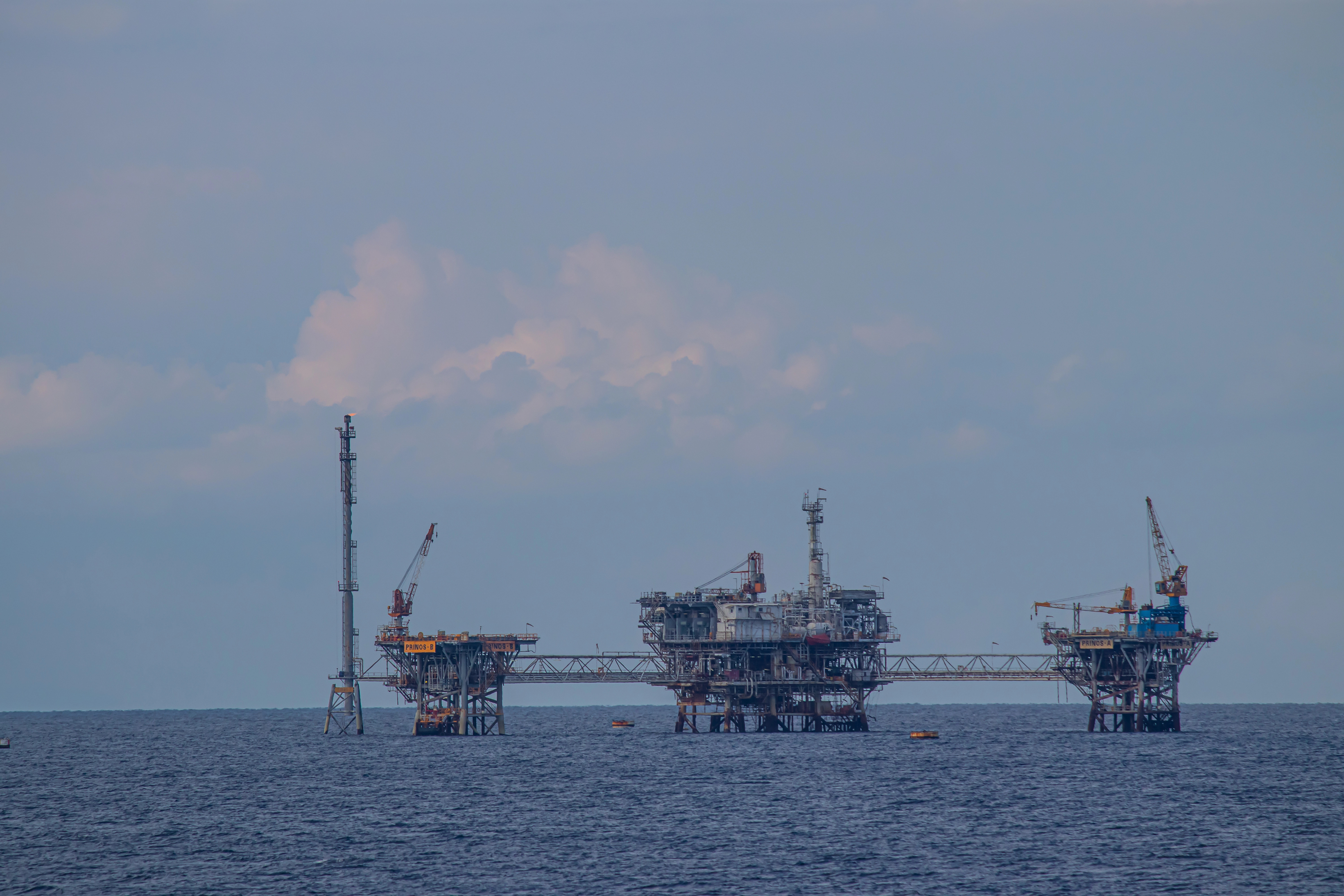 „Gigantul” petrolier care discută cu OMV Petrom dezvoltarea unui zăcământ descoperit în Marea Neagră