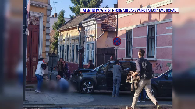 Accident cumplit &icirc;n Cluj-Napoca. O femeie de 30 de ani a murit strivită pe trotuar, după impactul violent &icirc;ntre două mașini