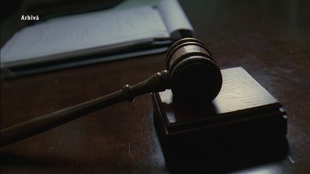 Un bărbat de 32 de ani din Iași a cerut în istanță să se căsătorească cu o minoră de 16 ani. Ce au hotărât judecătorii