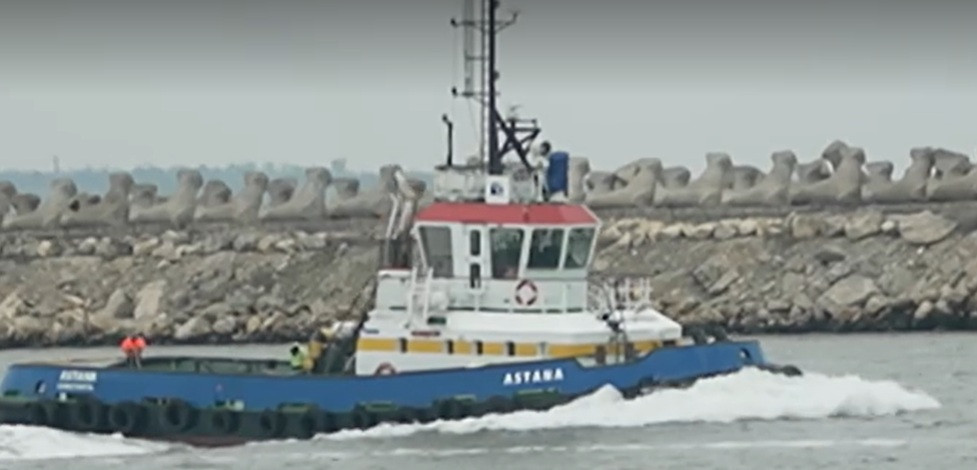 Scafandrii Armatei au recuperat trupul unei alte persoane decedate după scufundarea remorcherului în Portul Midia