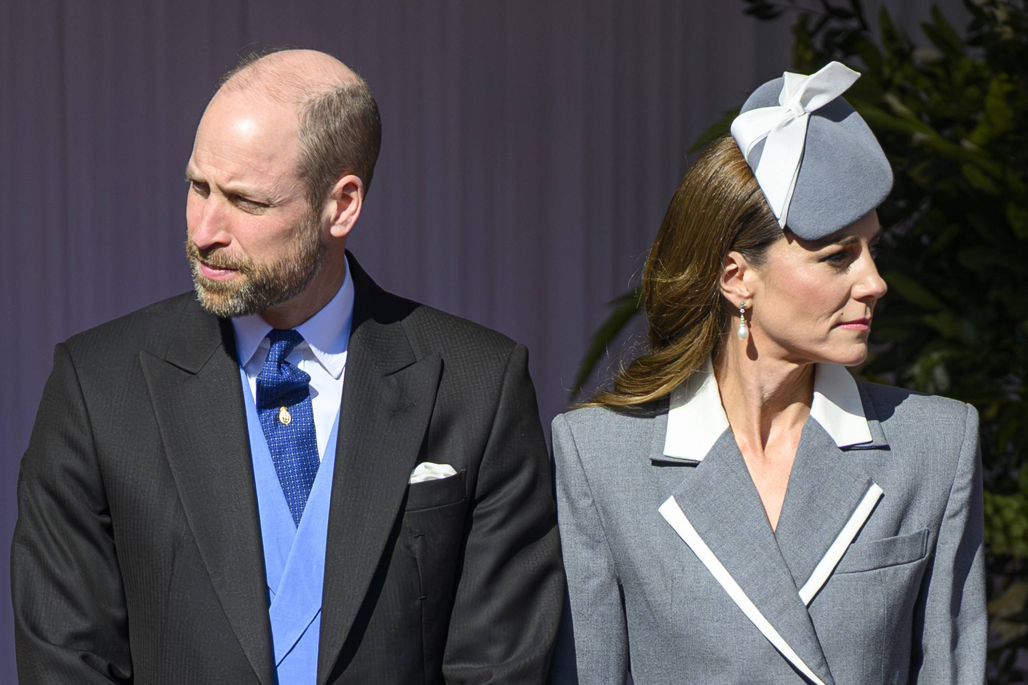 Motivul absenței lui Kate Middleton de la funeraliile Regelui Harald al V-lea. Prințul William a mers singur la Oslo