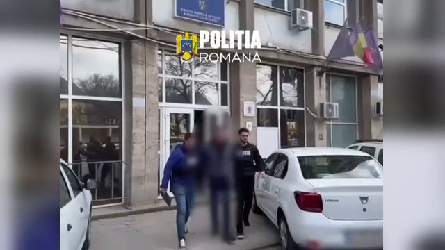 O fată de 14 ani din Capitală s-a destăinuit la școală că a fost abuzată sex în trecut de unchiul ei. Bărbatul a fost reținut
