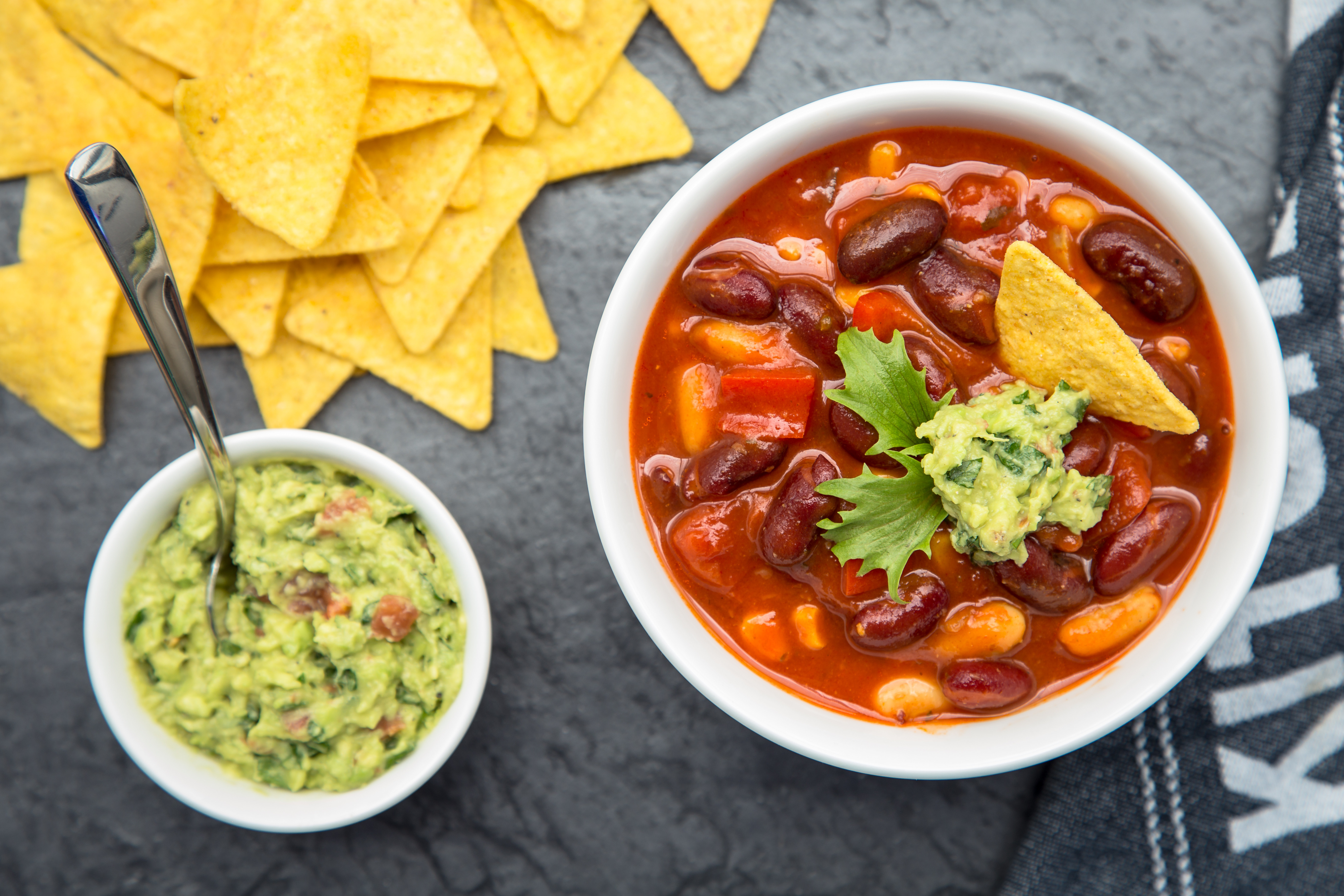 Chilli sin carne, mâncarea picantă de post pentru întreaga familie. Cum să obții gust intens fără niciun strop de carne