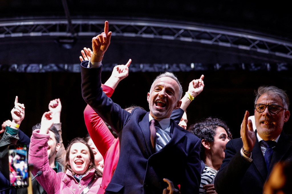 Alegeri locale în Franța. Stânga, victorie uriașă cu un an înainte de „prezidențiale”: a păstrat Parisul, Lyon şi Marsilia