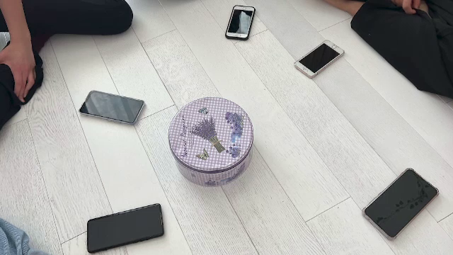 Turismul de &bdquo;detox digital&rdquo;, popular &icirc;n r&acirc;ndul turiștilor. Cum sunt tratați dependenții de telefoane