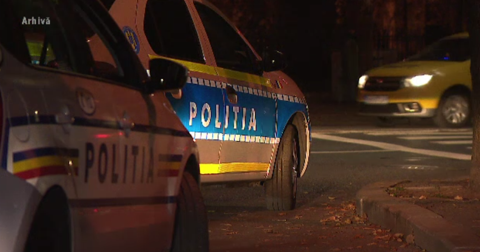 Scandalagiu &icirc;mpușcat din greșeală &icirc;n timp ce era &icirc;ncătușat, la C&acirc;mpia Turzii. Victima era &icirc;njunghiată