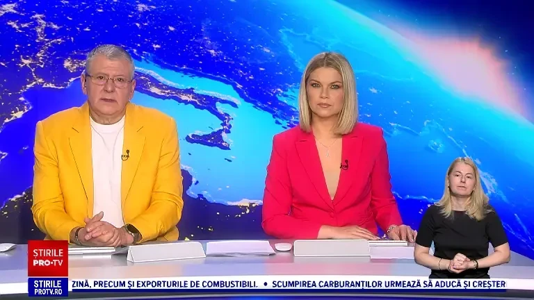 Imagini alarmante cu un șofer din Brăila. Poliția face verificări după ce a fost filmat când se urca la volan. VIDEO