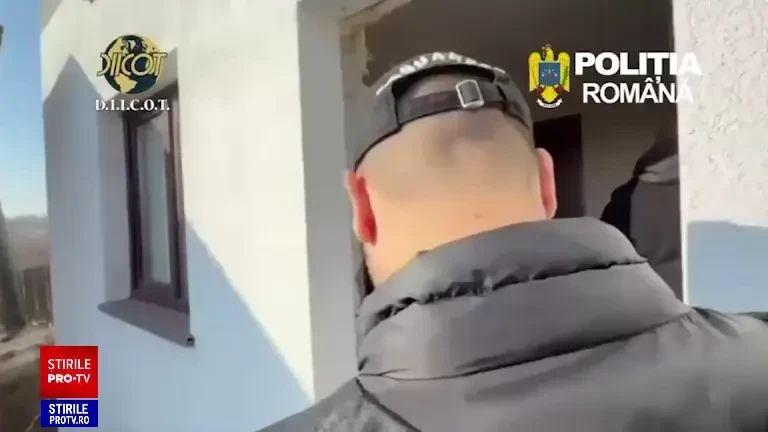 Fabrică de bani descoperită în Suceava. Trei români și un italian au falsificat 1,2 milioane de euro