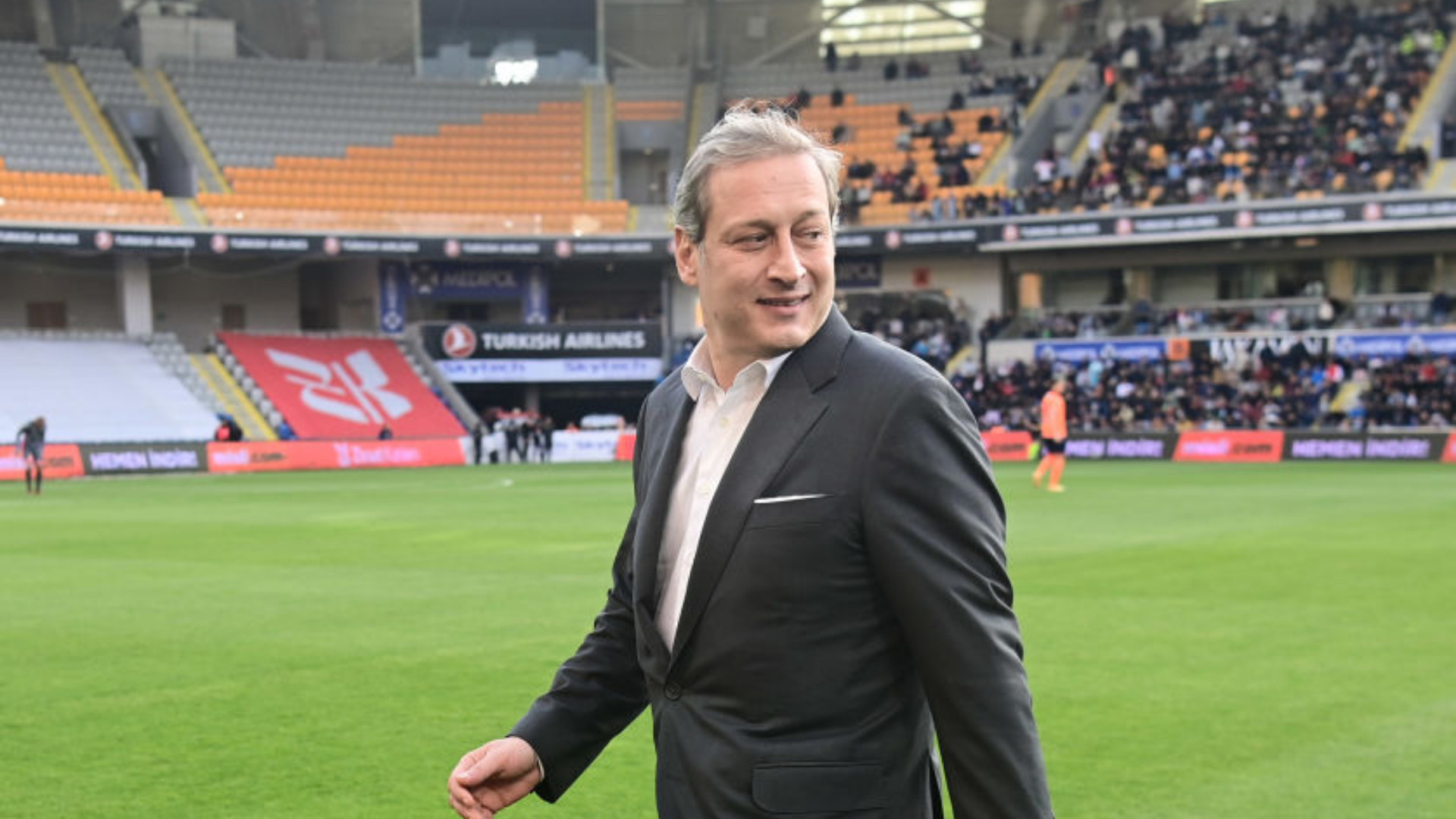 Foști președinți ai cluburilor Galatasaray și Beşiktaş, reținuți pentru posesie de droguri