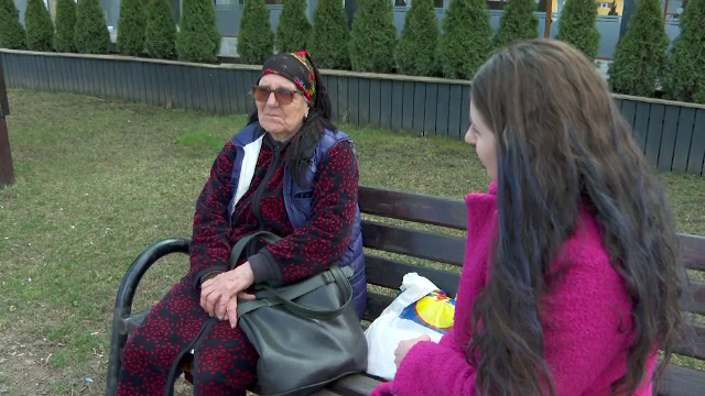 Pensionari din Iași reclamă că au rămas fără bani. Cum au fost păcăliți seniorii de o casă de ajutor reciproc