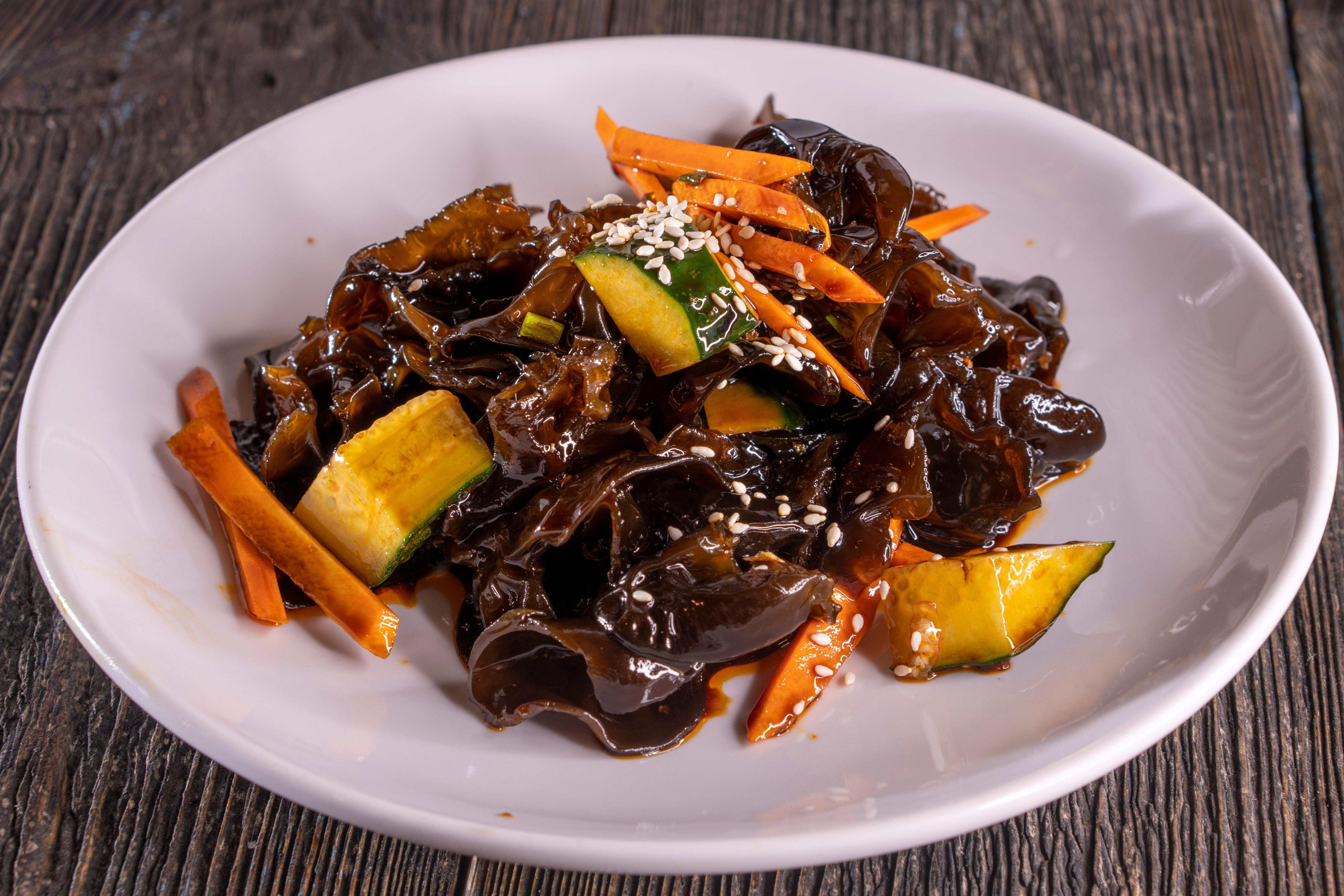 Urechi de lemn, ingredientul din bucătăria asiatică extrem de delicios. Ce sunt și cum se prepară