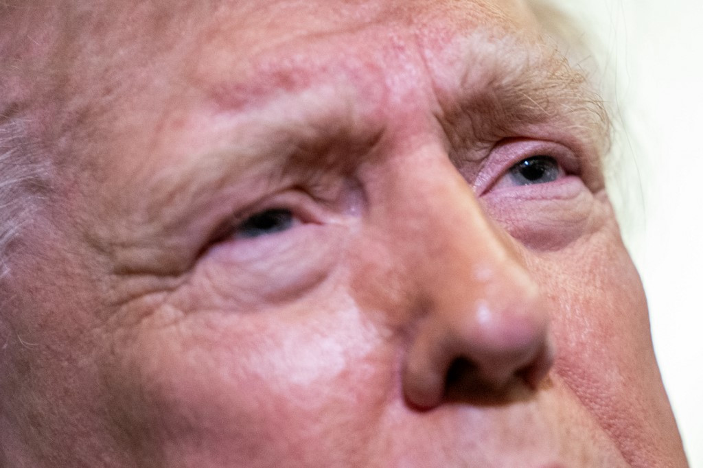 Trump afirmă că SUA poartă negocieri cu Iranul ”în mod direct și indirect”: 20 de nave cu petrol trec prin Strâmtoarea Ormuz