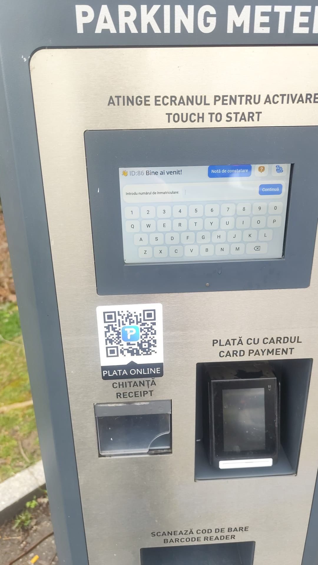 Fraudă la parcare în București. Șoferii, păcăliți să plătească prin coduri QR false. PMB: „Vă pot lăsa fără bani”