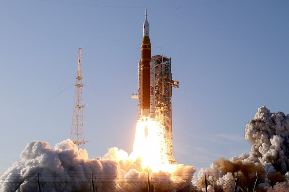 O nouă imagine spectaculoasă din misiunea Artemis II. Astronauții au dezvăluit „faţa ascunsă” a Lunii. FOTO&VIDEO