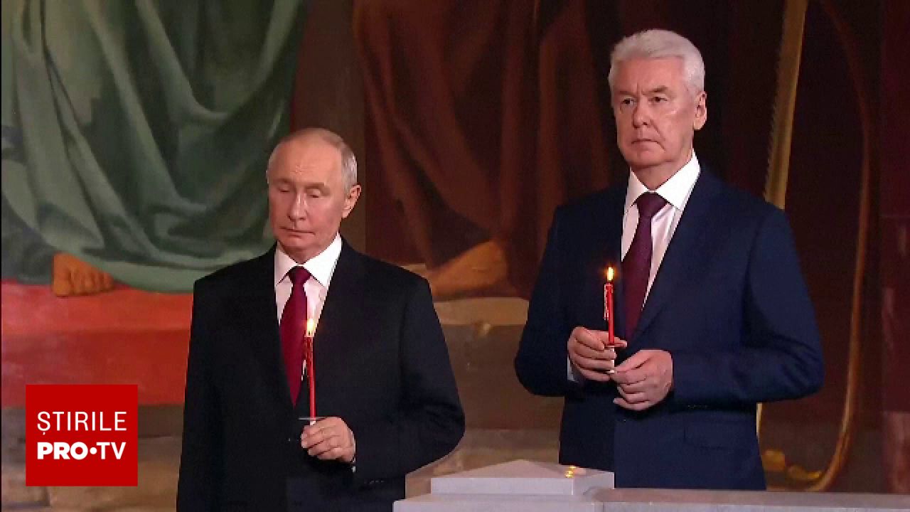 Poza pentru articolul Vladimir Putin, la slujba de Paște din cea mai mare catedrala din Rusia. Armistițiul cu Ucraina se apropie de final