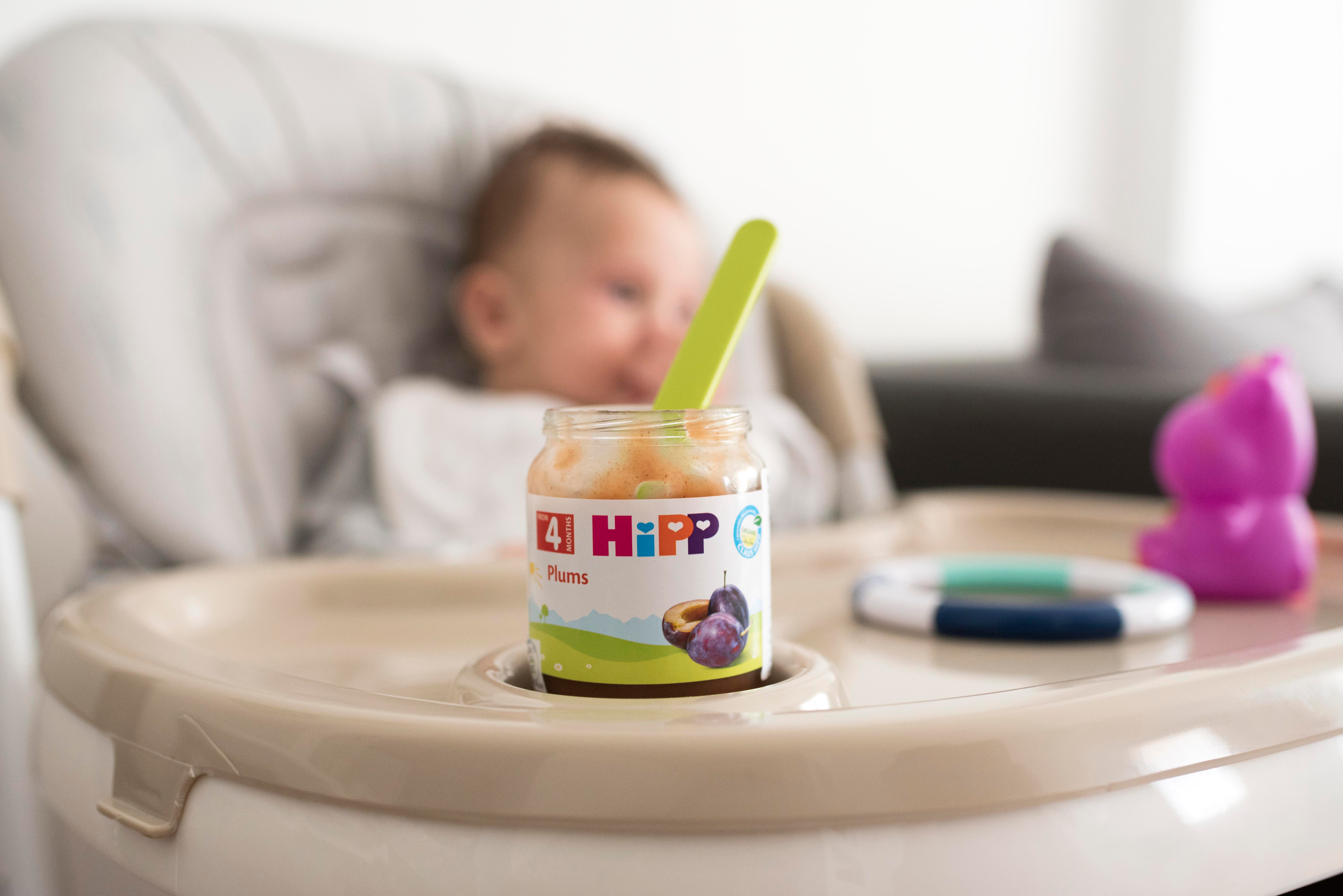 Otravă de șobolani în borcane cu hrană pentru bebeluși. Anchetă în mai multe țări din Europa. Ce trebuie să știe părinții