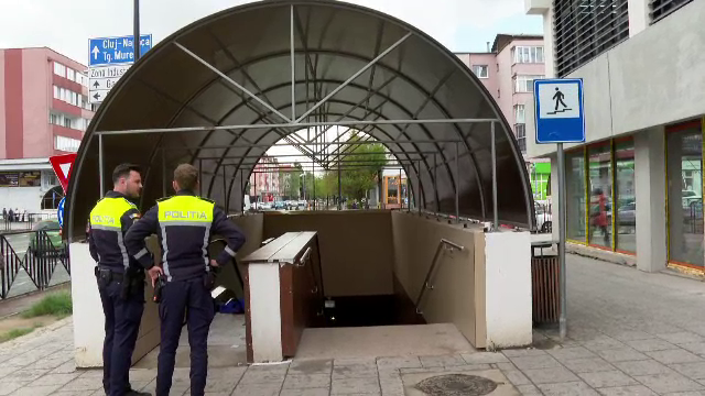 Un bărbat este în comă, iar soția grav rănită după ce au căzut pe o scară rulantă, în Bistrița