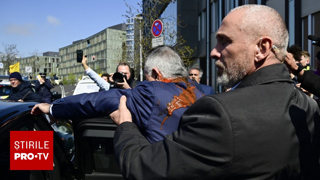Prințul moștenitor iranian, Reza Pahlavi, a fost atacat la Berlin. „Face ceva lumea liberă sau asistă la masacru în tăcere”