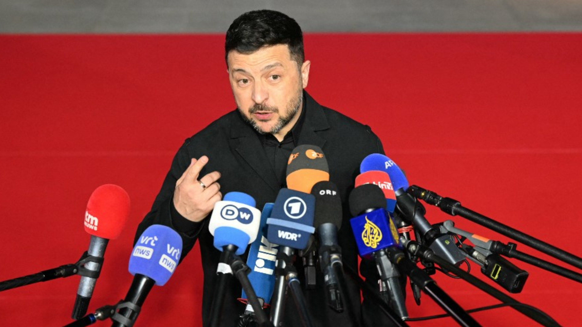 La primul summit fără Orban, Zelenski a respins o aderare „simbolică” la UE. Răspunsul ironic pe care l-a dat