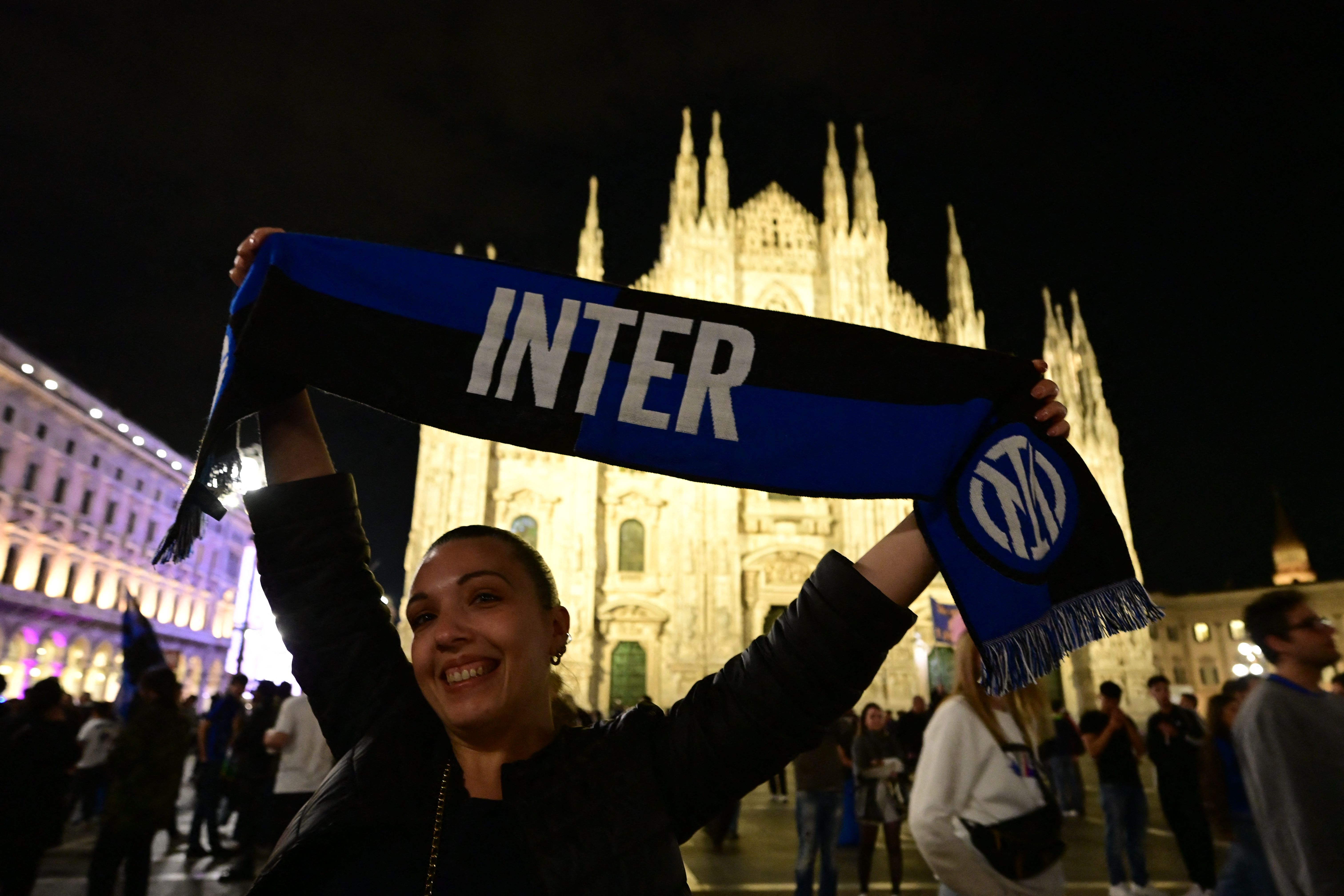 Inter Milano cucerește al 21-lea titlu sub comanda lui Cristi Chivu, după 2-0 cu Parma — image 5