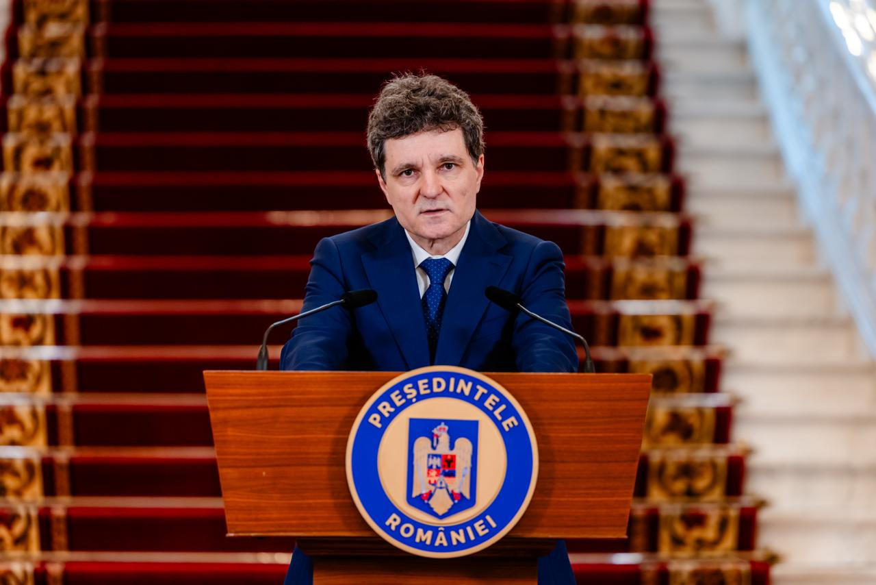 Primul partid care cere suspendarea lui Nicușor Dan după căderea guvernului Bolojan. Formațiunea anunță o „amplă consultare”