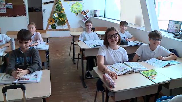 Elevii de clasa a II-a au susținut prima evaluare națională la limba română. Cum au reacționat micuții