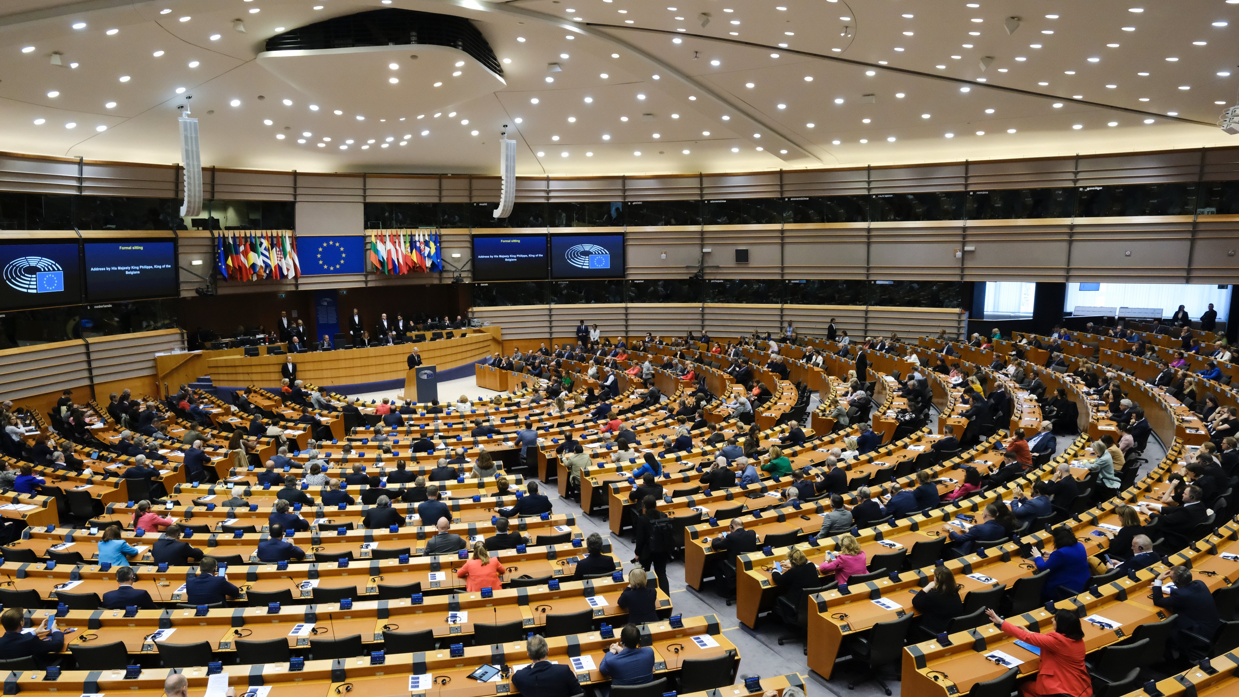 Moment rar. România merge la Bruxelles să se lupte cu statele bogate pentru fonduri UE. Încă 16 aliați îi vin în sprijin