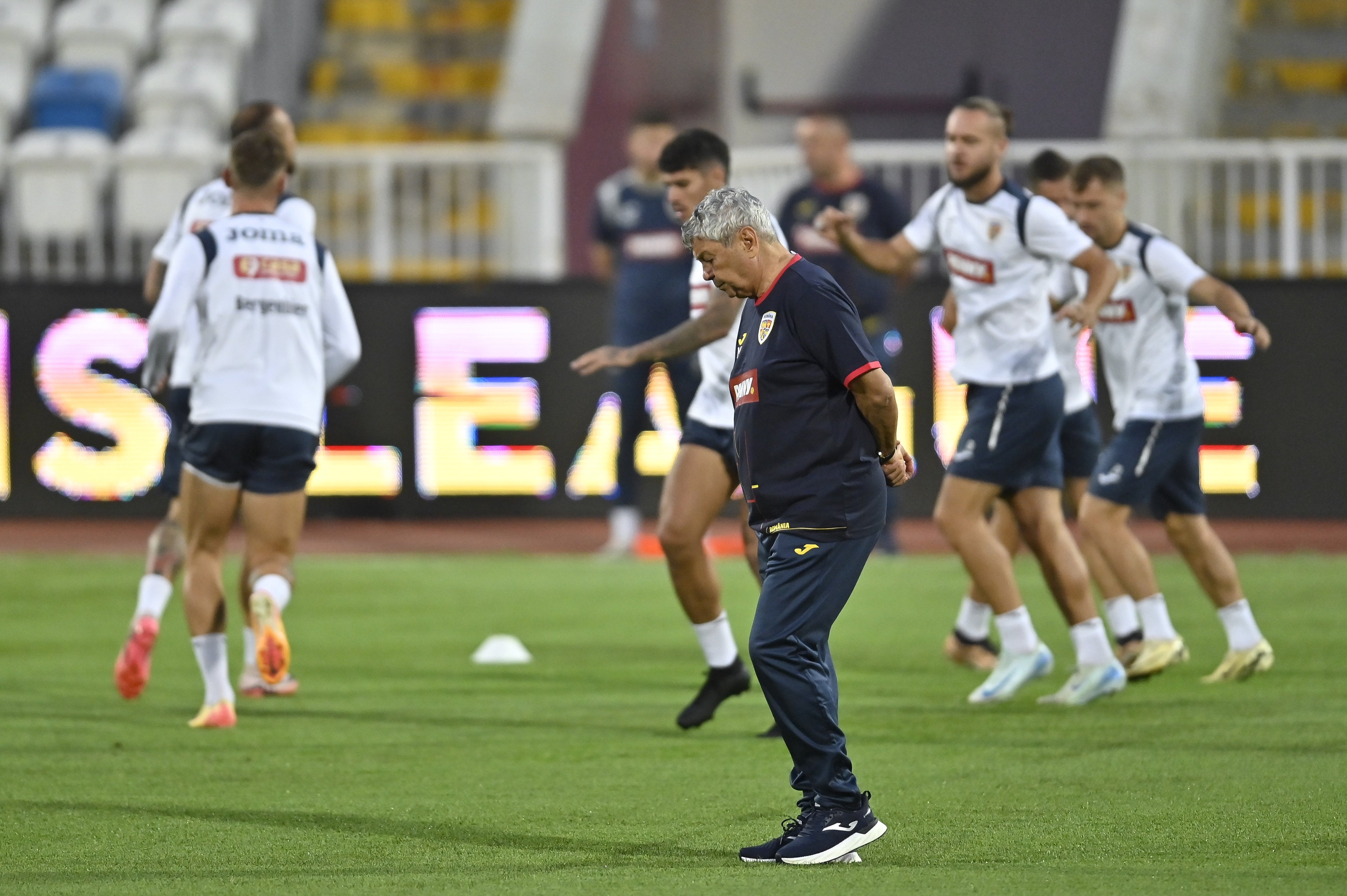 Gheorghe Hagi revine pe banca naționalei după 25 de ani. România joacă marți cu Georgia la Tbilisi