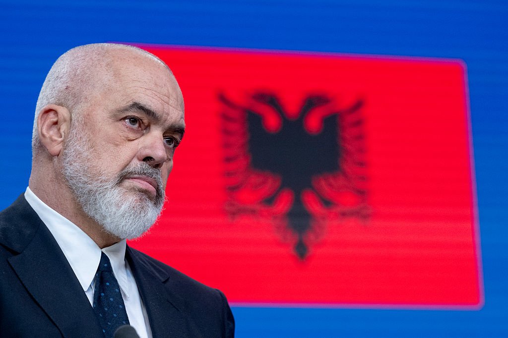 Premierul Edi Rama, întrebat când va adera Albania la UE: ”Sunt 3 lucruri pe care nu le poți prevedea: Dumnezeu, sexul și UE”