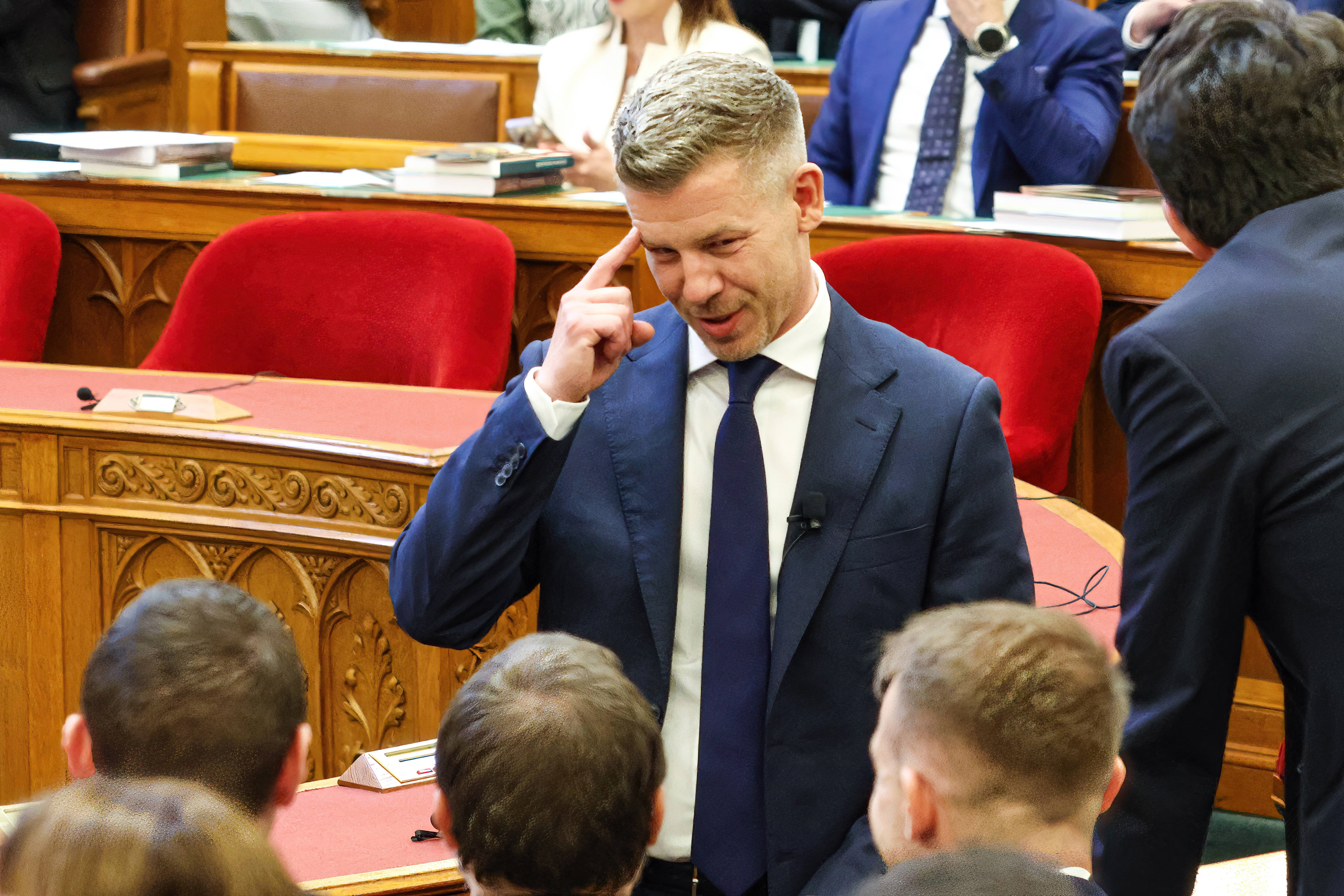 După parlamentari, Peter Magyar vrea să taie cu 40% și lefurile primarilor. Salariul edilului Budapesta vs București