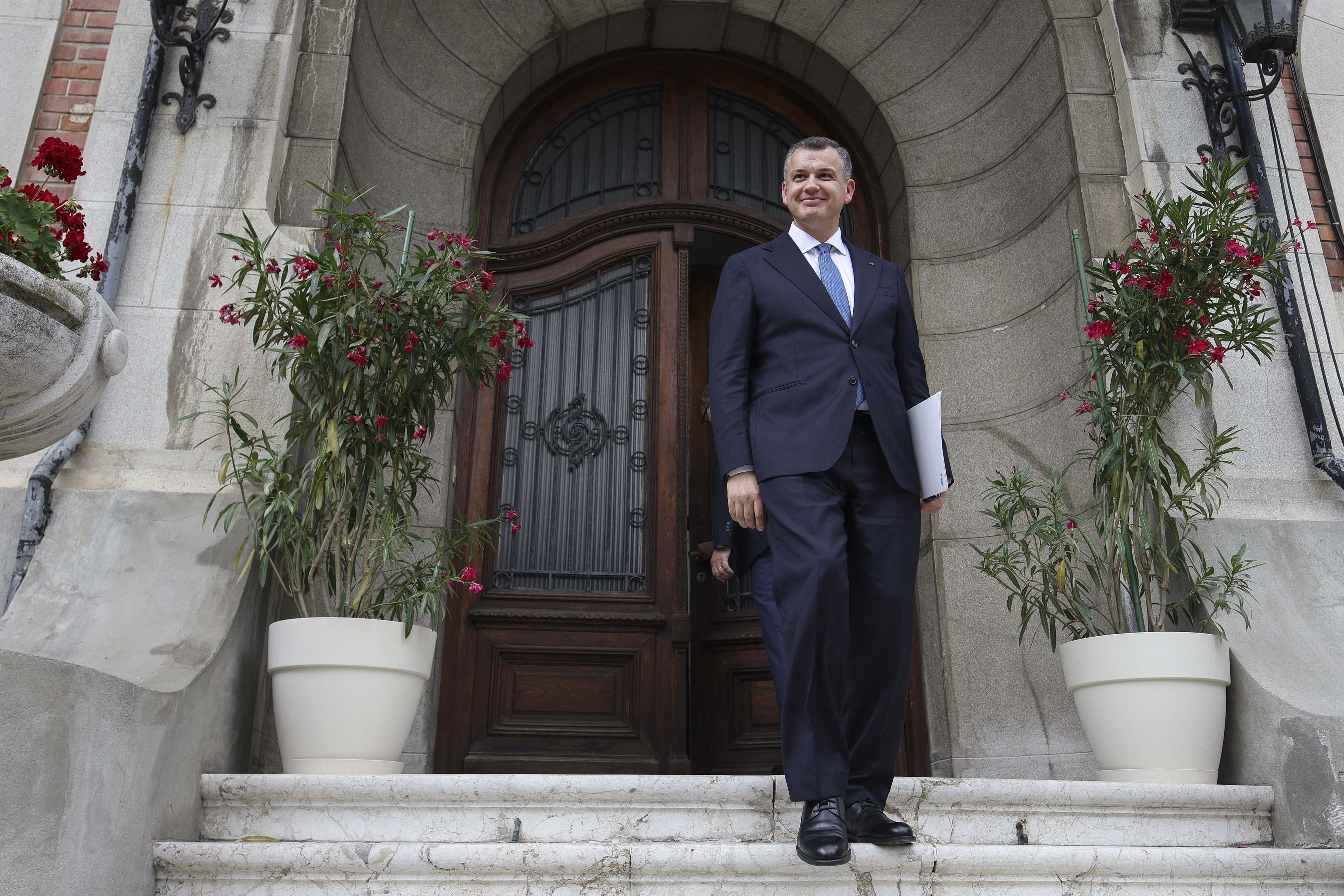 Cum ar putea arăta Guvernul Tomac. Numele luate în calcul pentru fiecare minister