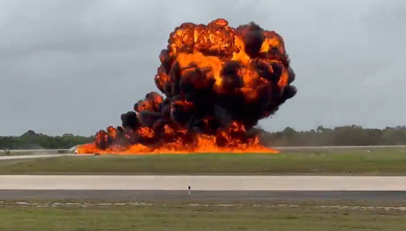 Avion privat prăbușit imediat după decolare, în Republica Dominicană. Bilanțul morților | VIDEO