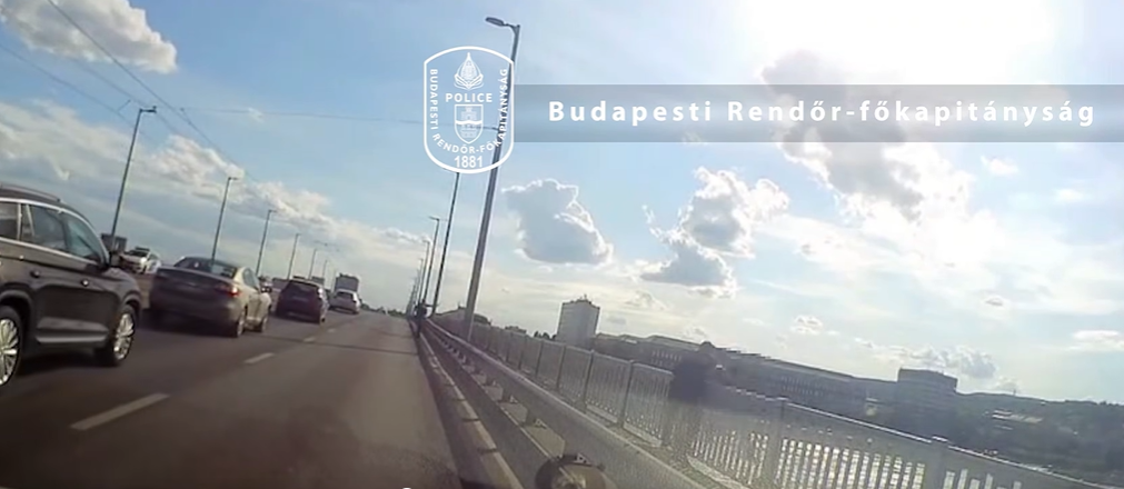 VIDEO uluitor. Sinucigaș prins în aer de polițiști, după ce s-a aruncat de pe un pod din Budapesta