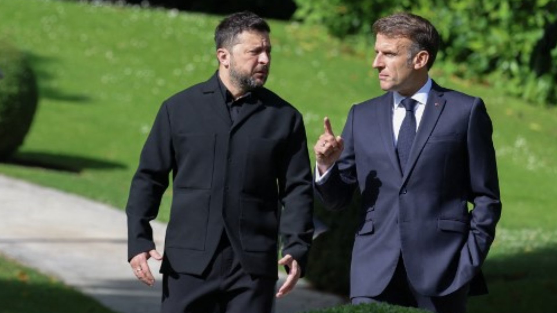 Un microfon uitat deschis a captat o discuție confidențială între Macron și Zelenski, la summitul G7. Ce au spus despre Trump