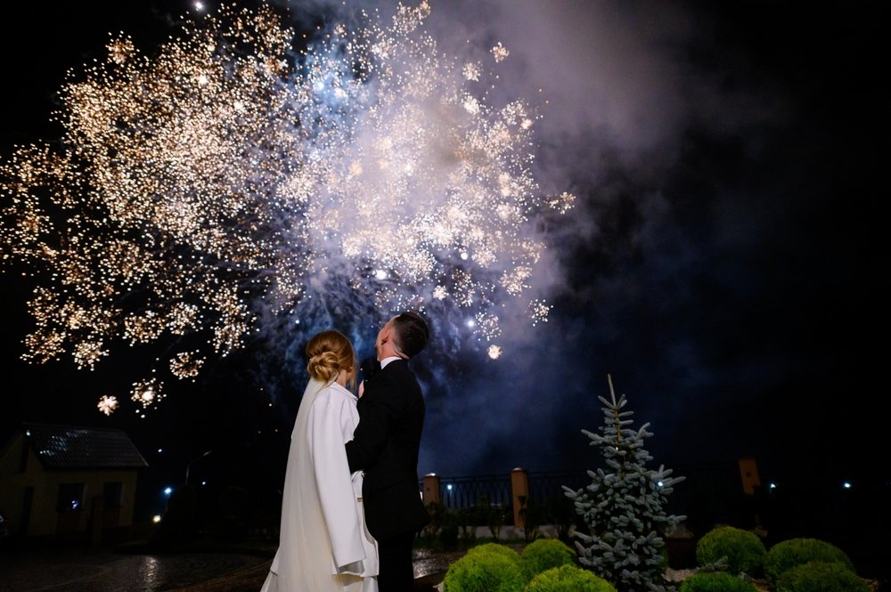 Doi americani au donat 50.000 de euro pentru ca autorităţile din Italia să le permită focuri de artificii la nunta lor